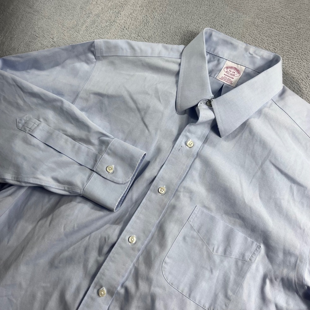 Brooks Brothers Madison Light Blue Non-Iron Supima Cotton Dress Shirt 16-34
